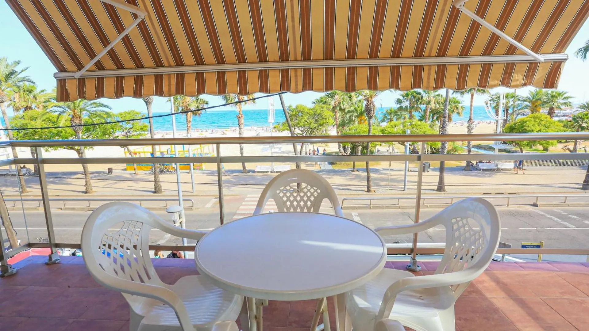 Xaloc Only Families Apartment Cambrils