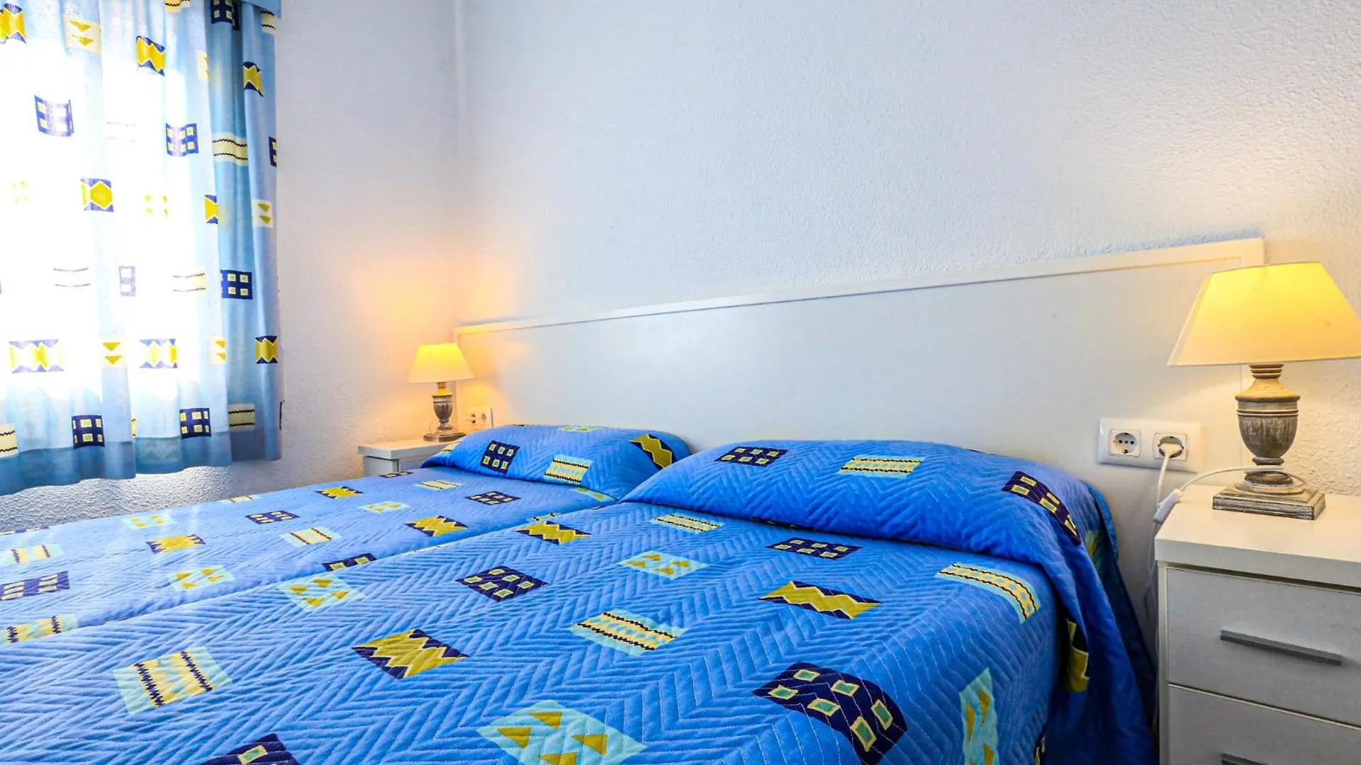 Xaloc Only Families Apartment Cambrils