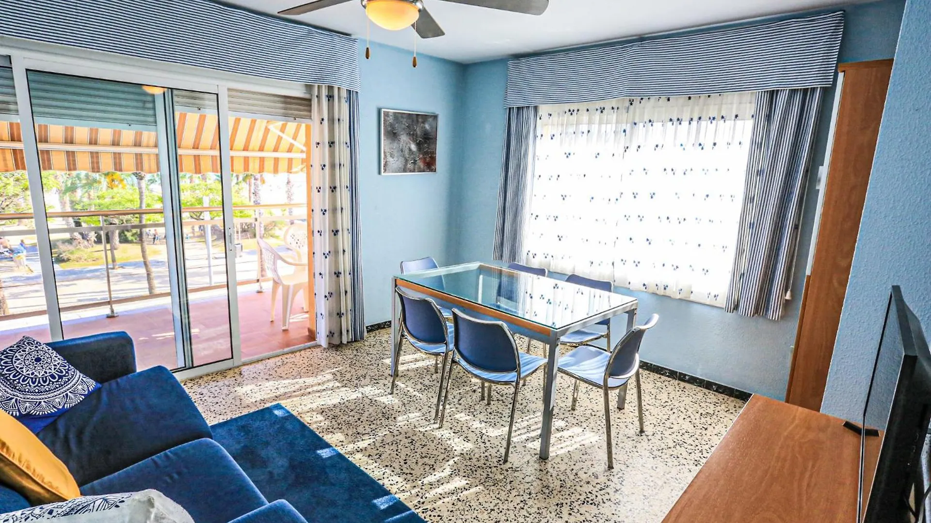 Xaloc Only Families Apartment Cambrils